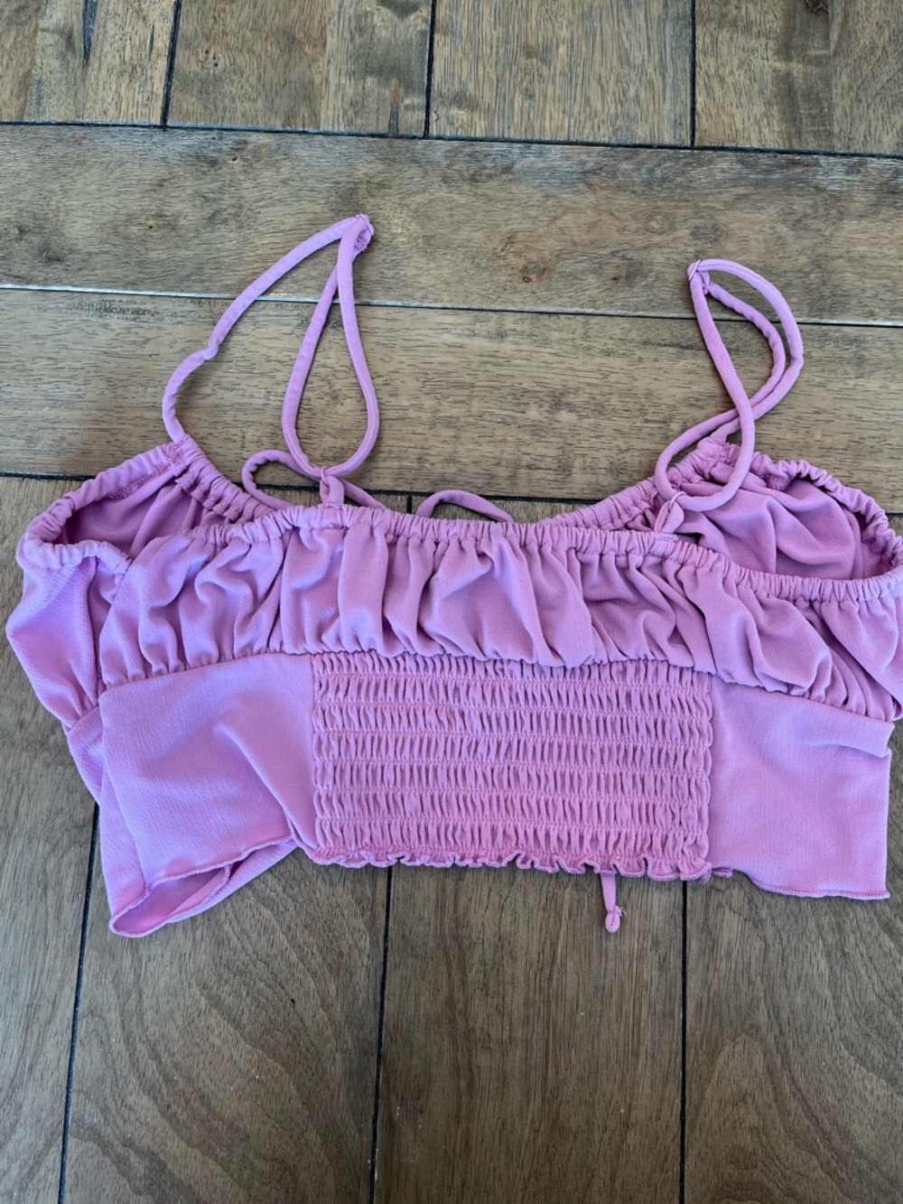 UO Lilac Ruched Tie-Front Crop Top size Large - Picture 4 of 4